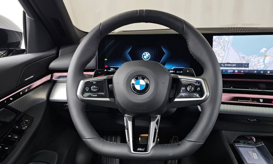 BMW 5-Series 520i M Sport, 2026