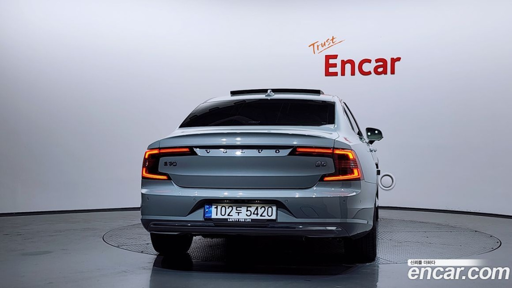 Volvo S90 B5 Ultimate Bright, 2024