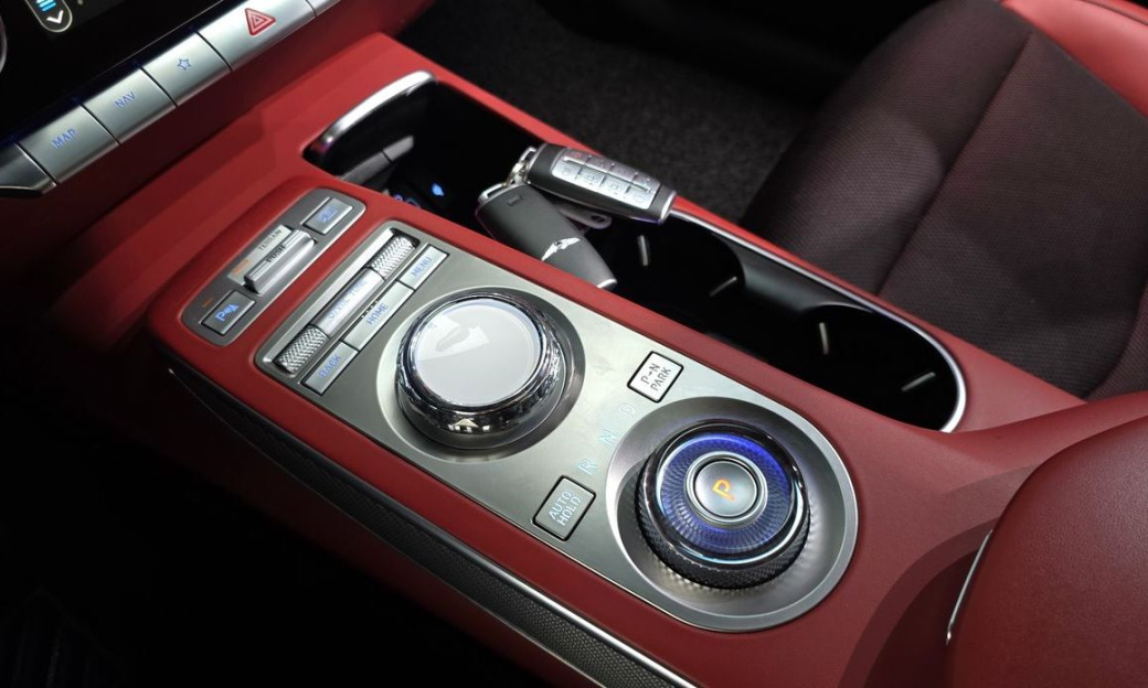 Genesis GV70 2.5T Gasoline AWD, 2021