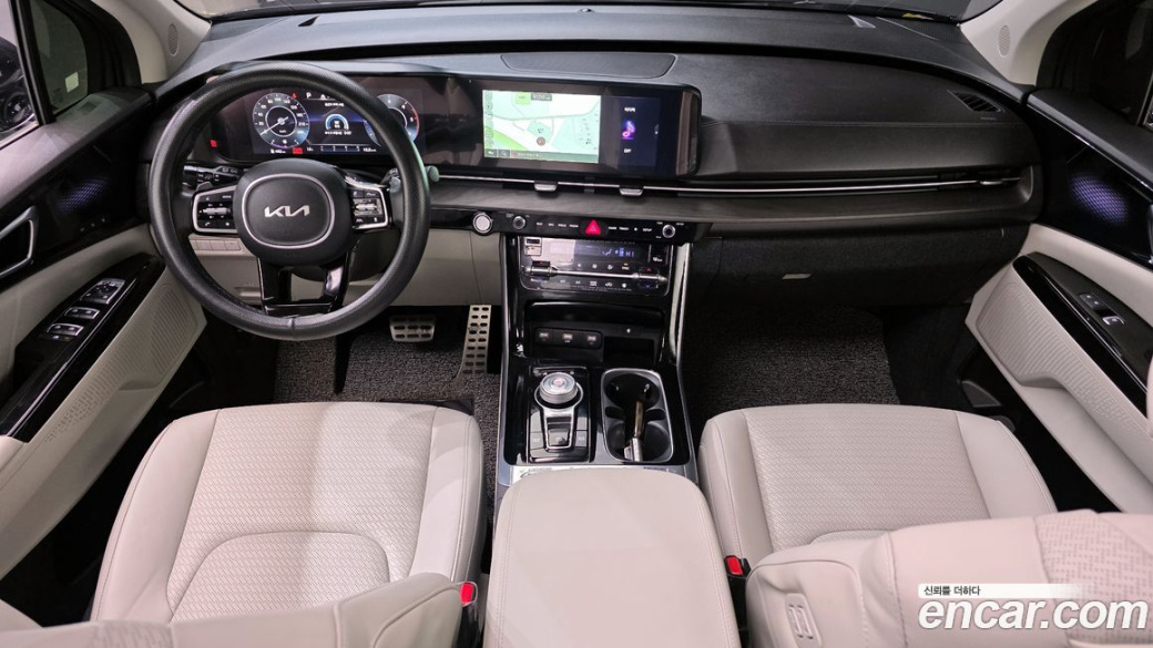 Kia Carnival 9-Seater Signature, 2023