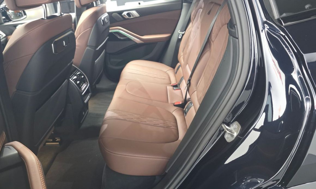 BMW X6 xDrive40i M Sport, 2024