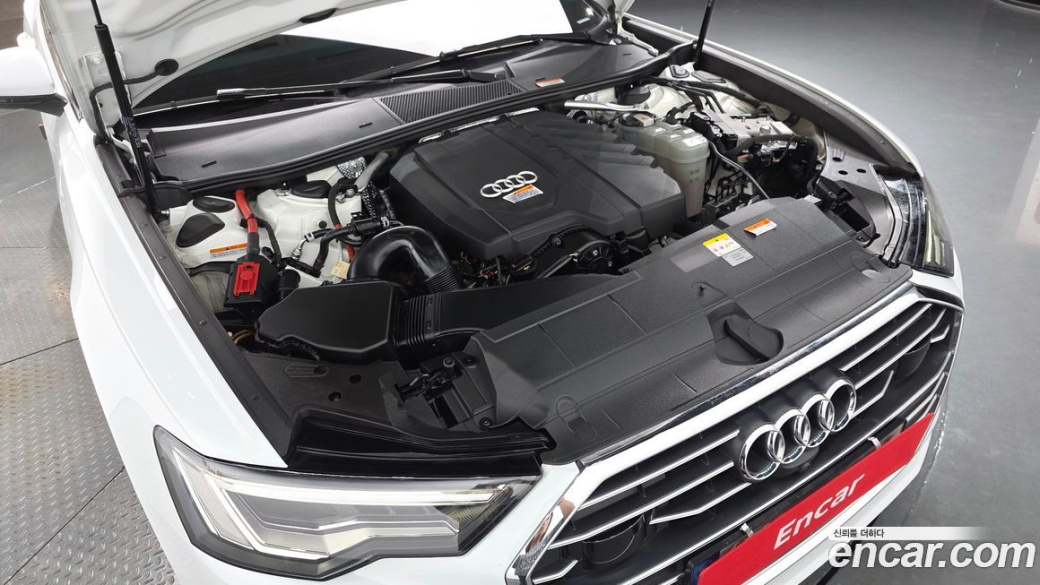 Audi A6 45 TFSI, 2023