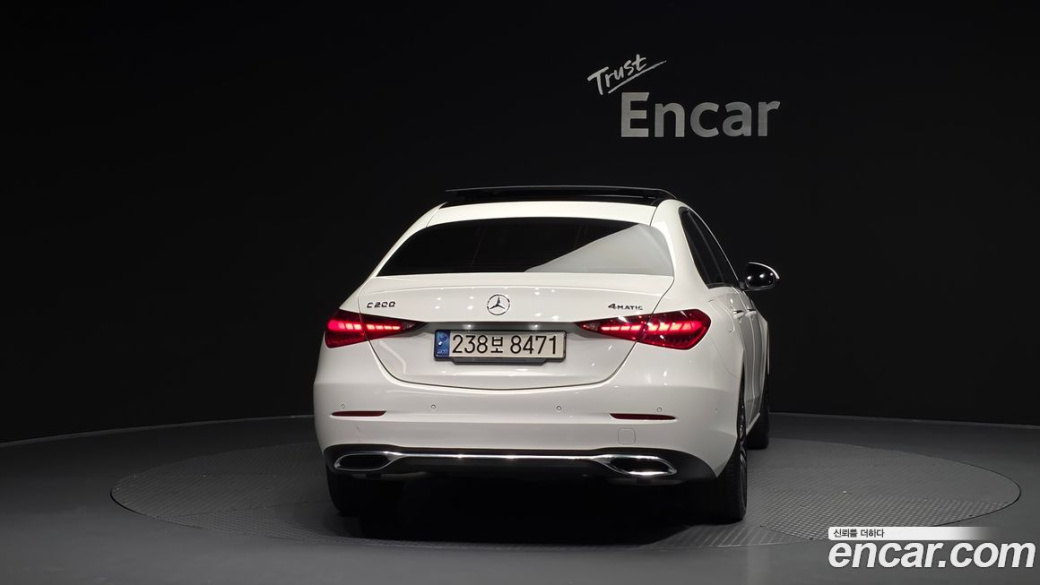 Mercedes-Benz C-Class C200 4MATIC Avantgarde, 2022