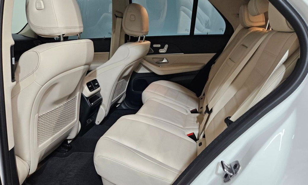 Mercedes-Benz GLE-Class GLE450 4MATIC, 2025
