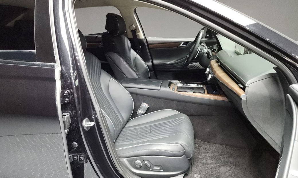 Genesis G80 Gasoline 2.5 Turbo AWD, 2022