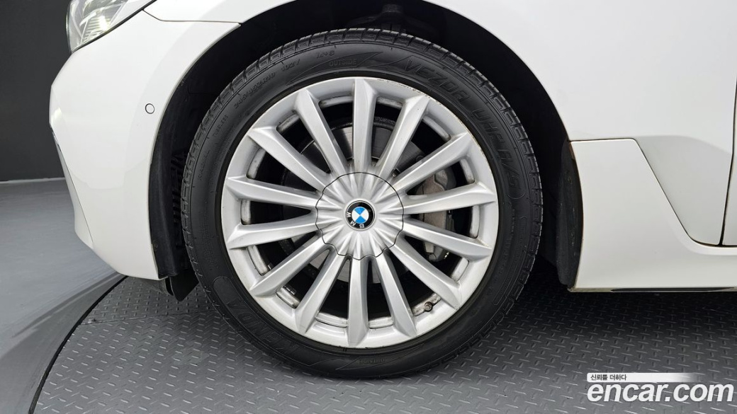 BMW Gran Turismo 620d Luxury, 2022