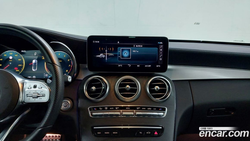 Mercedes-Benz C-Class C200 Cabriolet, 2022