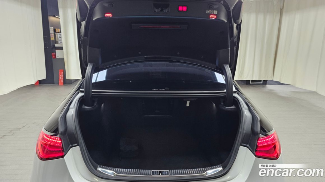 Mercedes-Benz S-Class Maybach S580 4MATIC, 2022