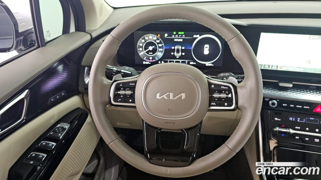 Kia Carnival 7-Seater Hi-Limousine, 2022