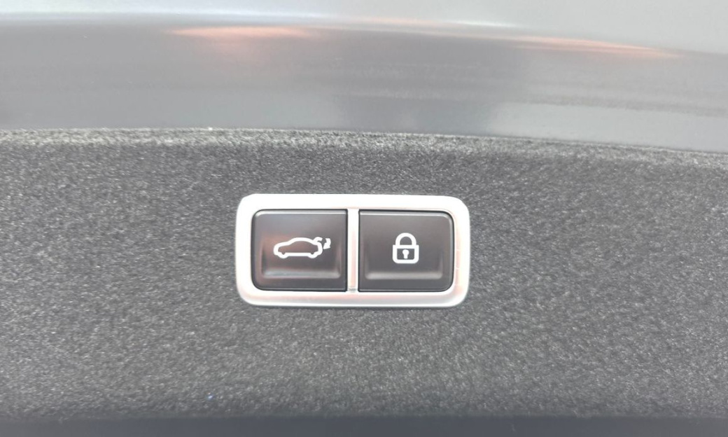 Genesis G80 Gasoline 2.5 Turbo AWD, 2025