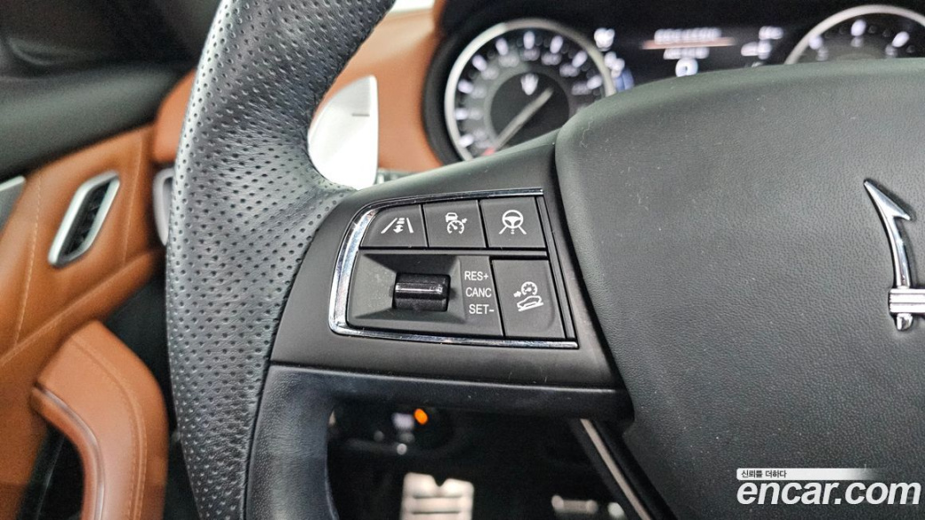 Maserati Levante 3.0 S AWD Modena, 2021