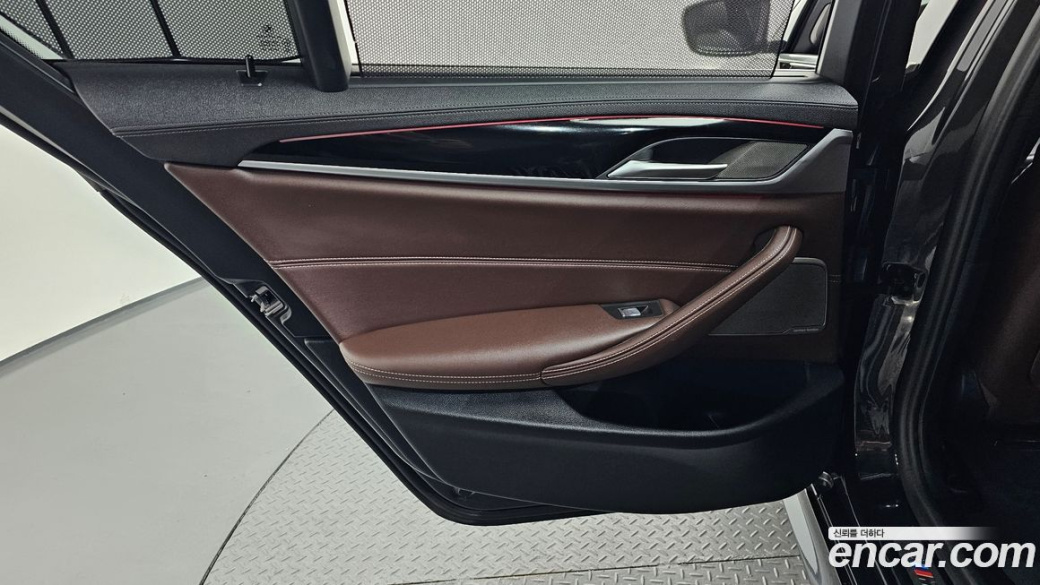 BMW 5-Series 530i M Sport Package, 2023