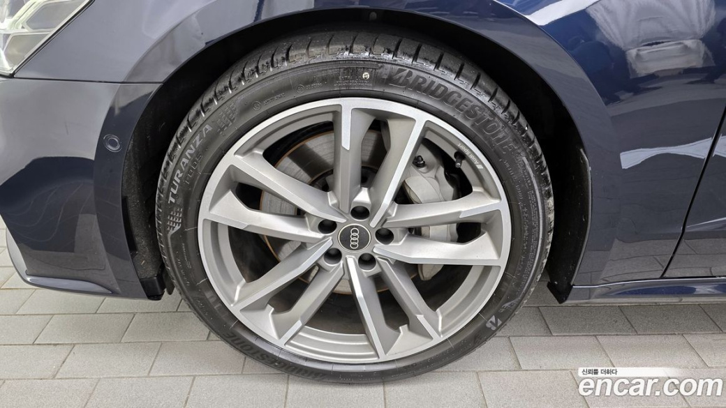 Audi A7 55 TFSI Quattro Premium, 2023