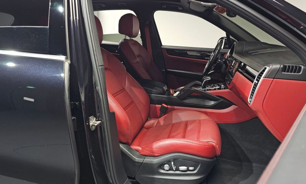 Porsche Cayenne 3.0, 2021