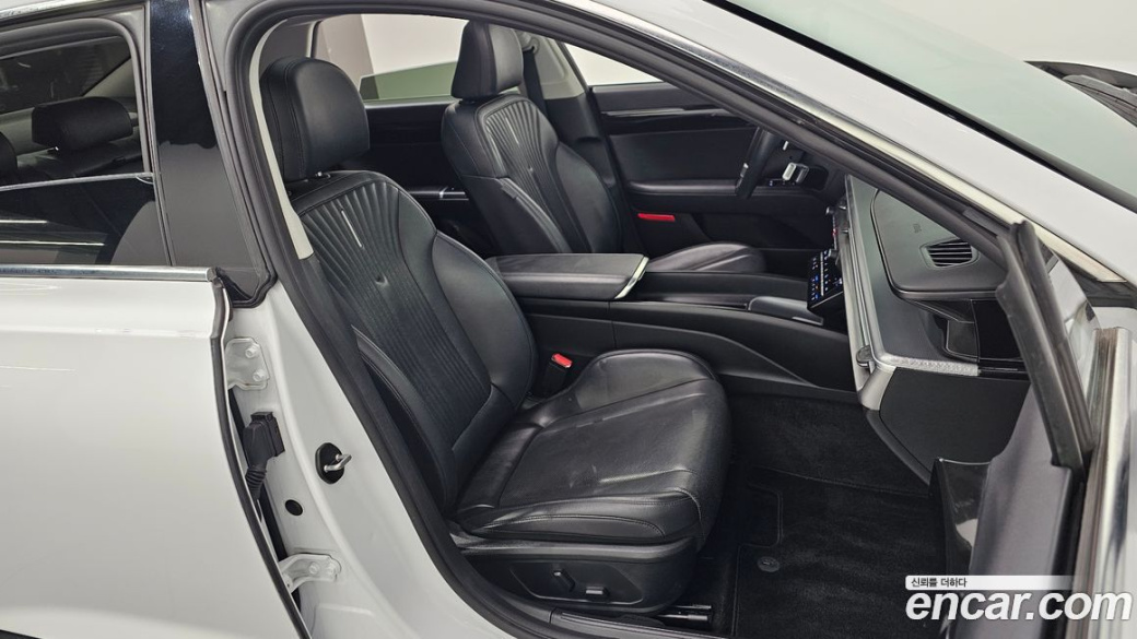 Hyundai Grandeur 2,5 Gasoline 2WD, 2023