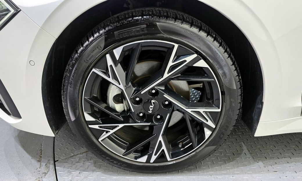 Kia K5 1.6 Turbo, 2025