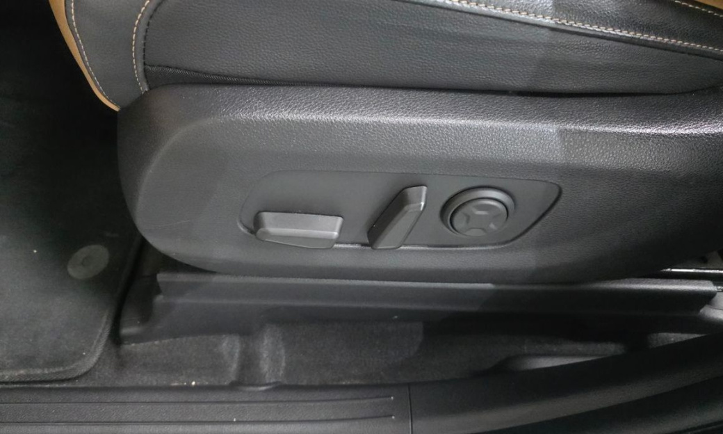 Kia Carnival 7-Seater Noblesse, 2023