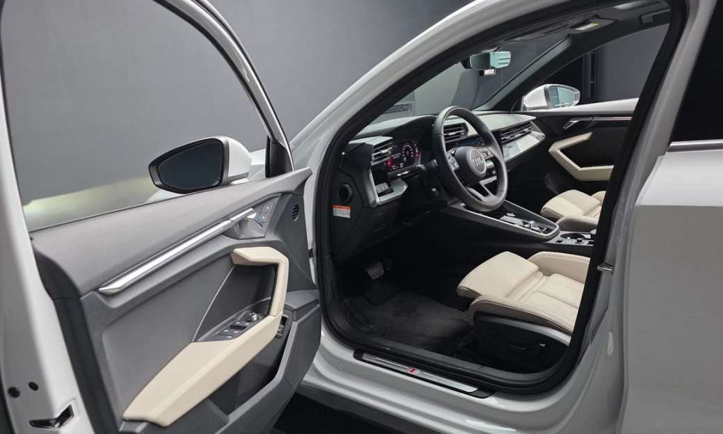 Audi A3 40 TFSI Premium, 2022