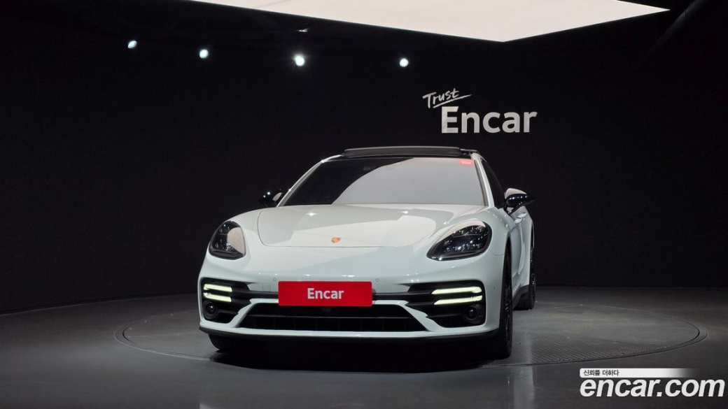 Porsche Panamera 4.0 Turbo S, 2023