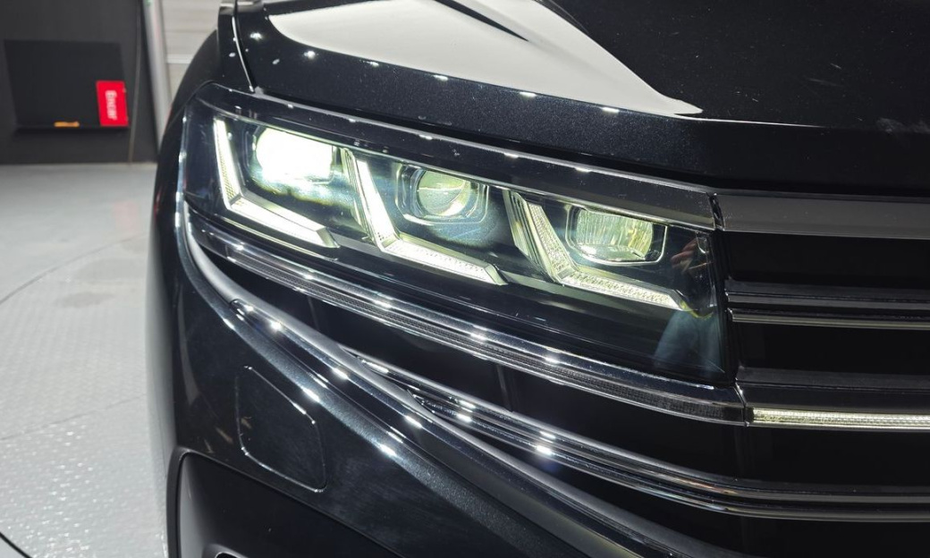 Volkswagen Touareg 3.0 TDI Prestige, 2024