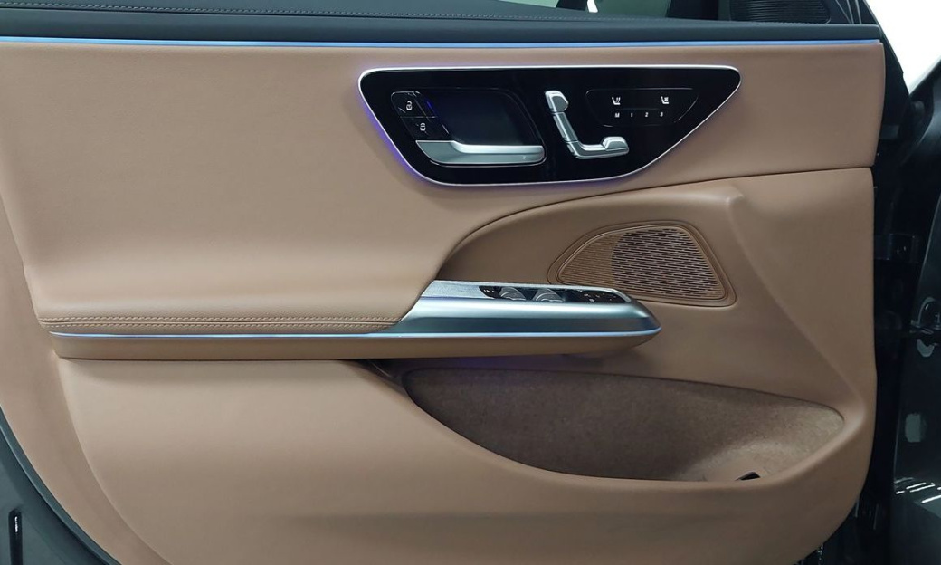 Mercedes-Benz E-Class E220d 4MATIC Exclusive, 2024