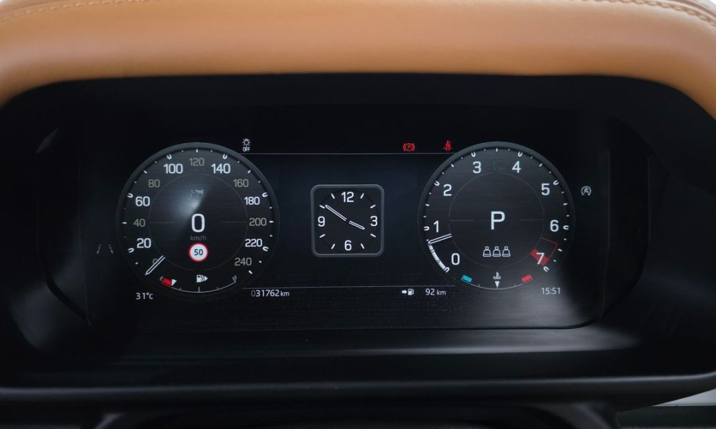Land Rover Defender 110 P300 X-Dynamic SE, 2024