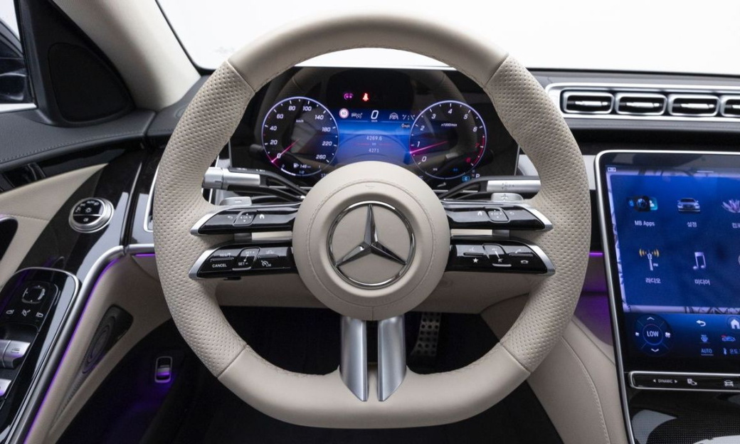 Mercedes-Benz S-Class S500 4MATIC, 2026
