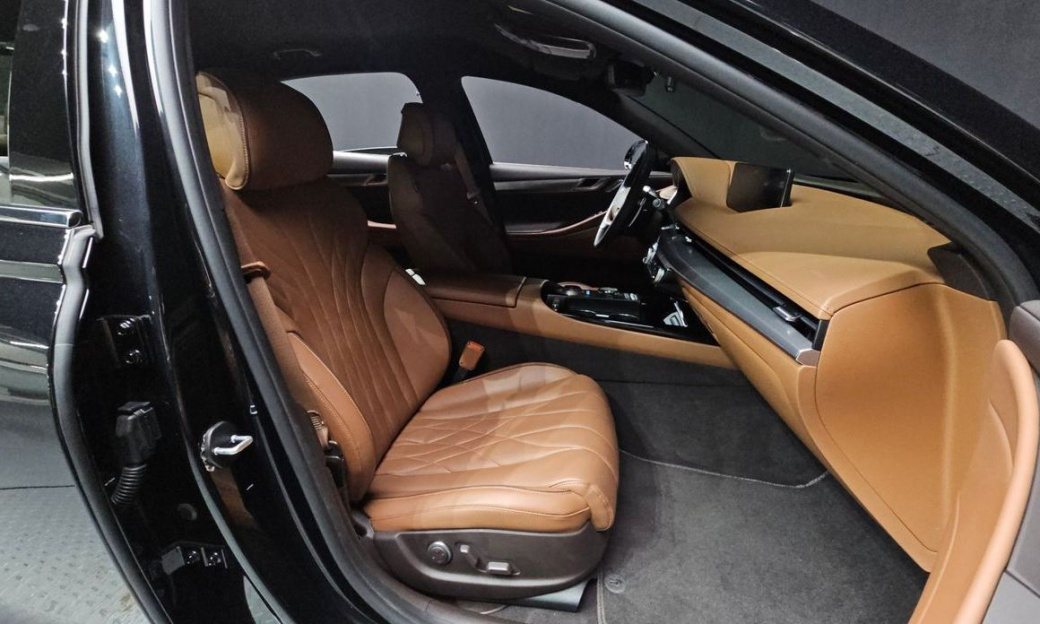 Genesis G80 Gasoline 2.5 Turbo AWD, 2024