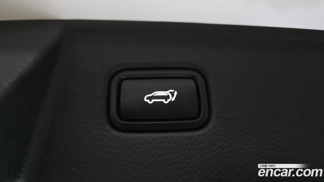 Kia Mohave Diesel 3.0 4WD 7-Seater, 2022
