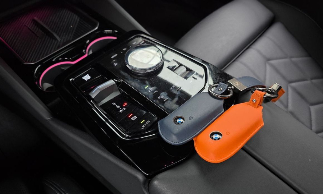 BMW 5-Series 520i M Sport, 2025