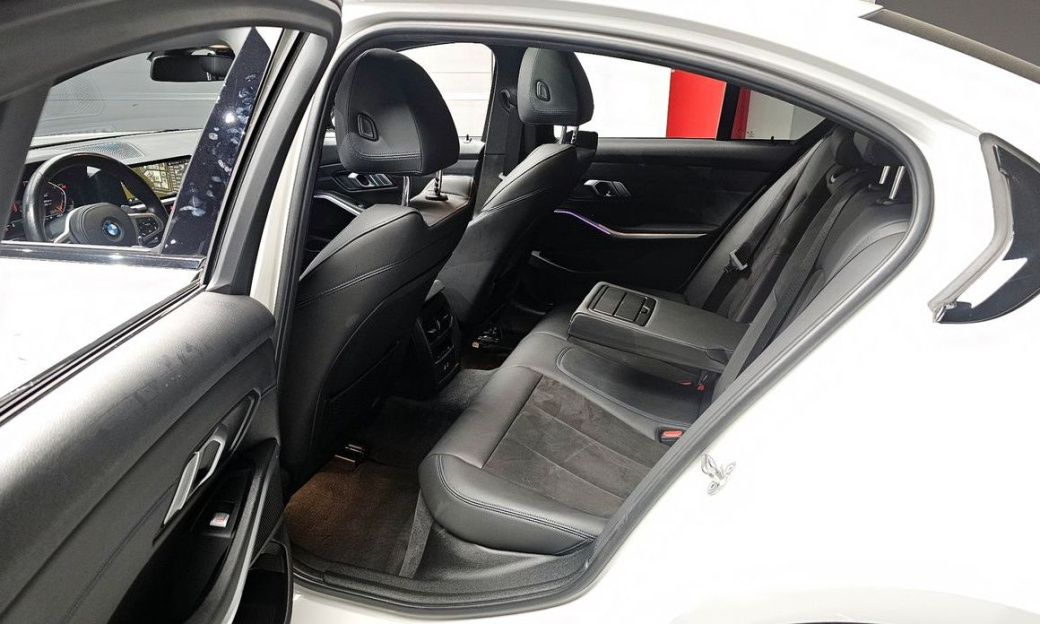 BMW 3-Series 320i M Sport, 2022