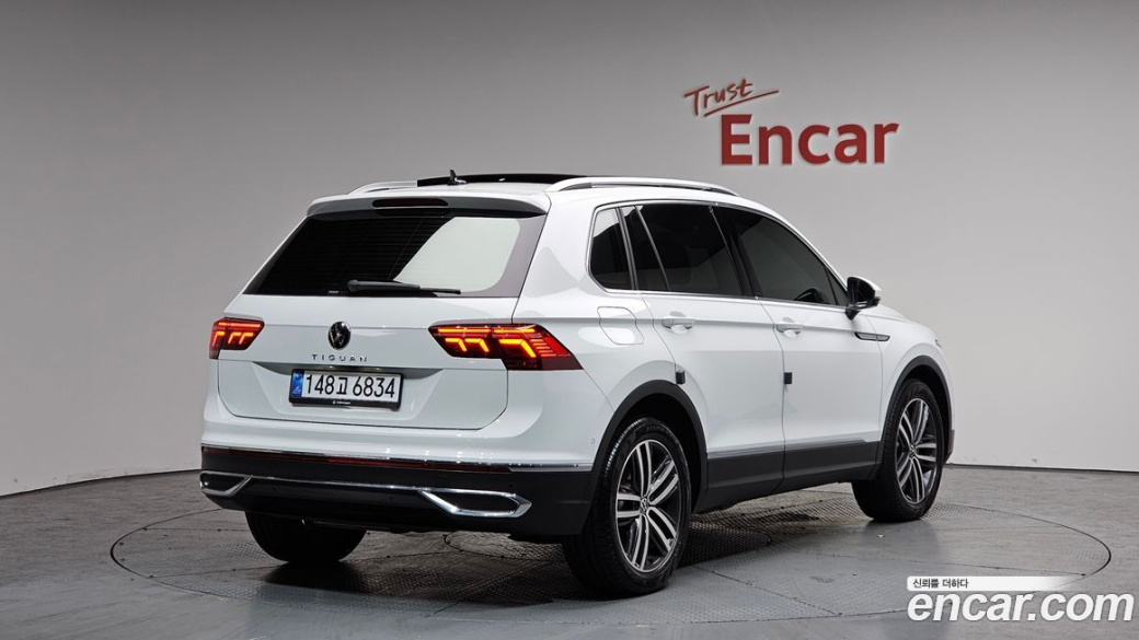 Volkswagen Tiguan 2.0 TDI Prestige, 2024