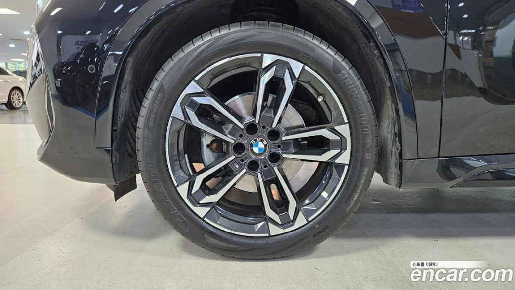 BMW X1 xDrive 20i M Sport, 2025