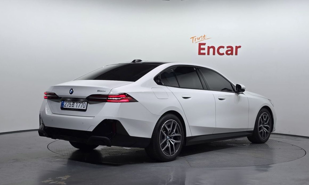 BMW 5-Series 520i M Sport, 2026