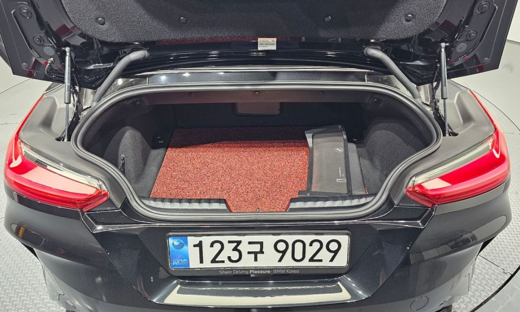 BMW Z4 M40i, 2025