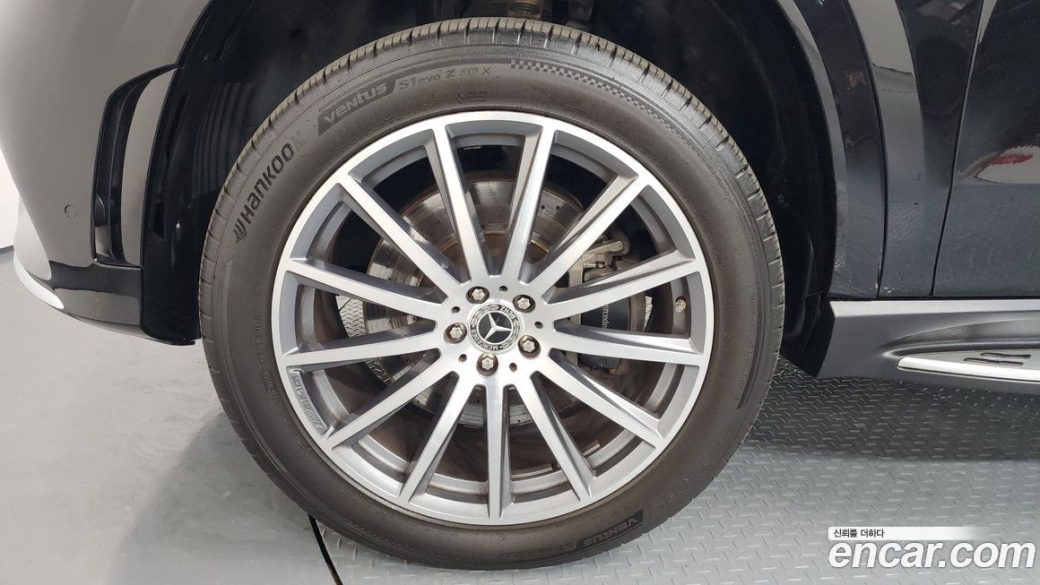 Mercedes-Benz GLS-Class GLS400d 4MATIC, 2023