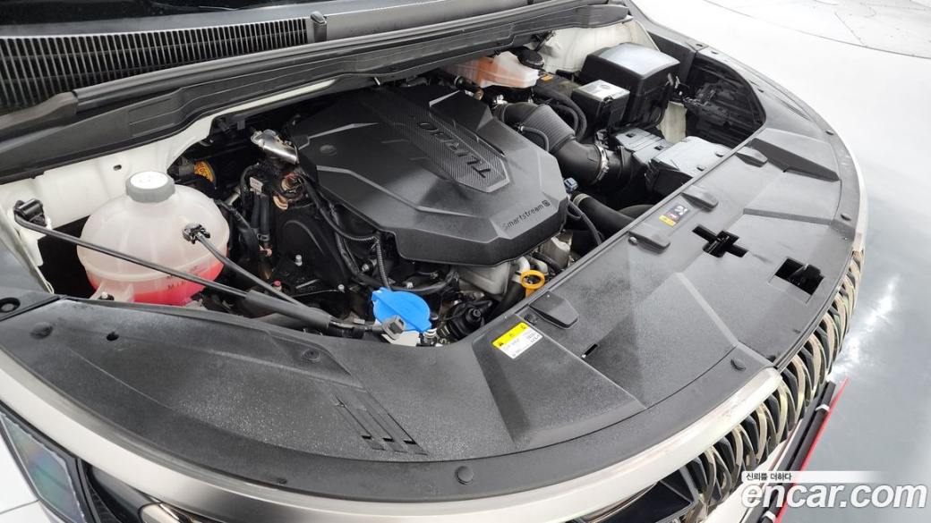 Kia Carnival 9-Seater Noblesse, 2023