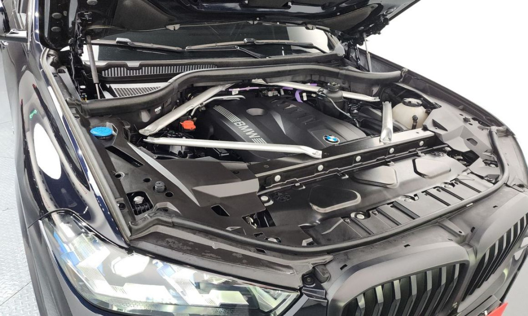 BMW X5 xDrive 40i M Sport, 2024