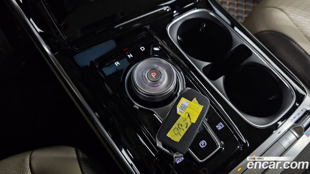 Kia Carnival 7-Seater Signature, 2023