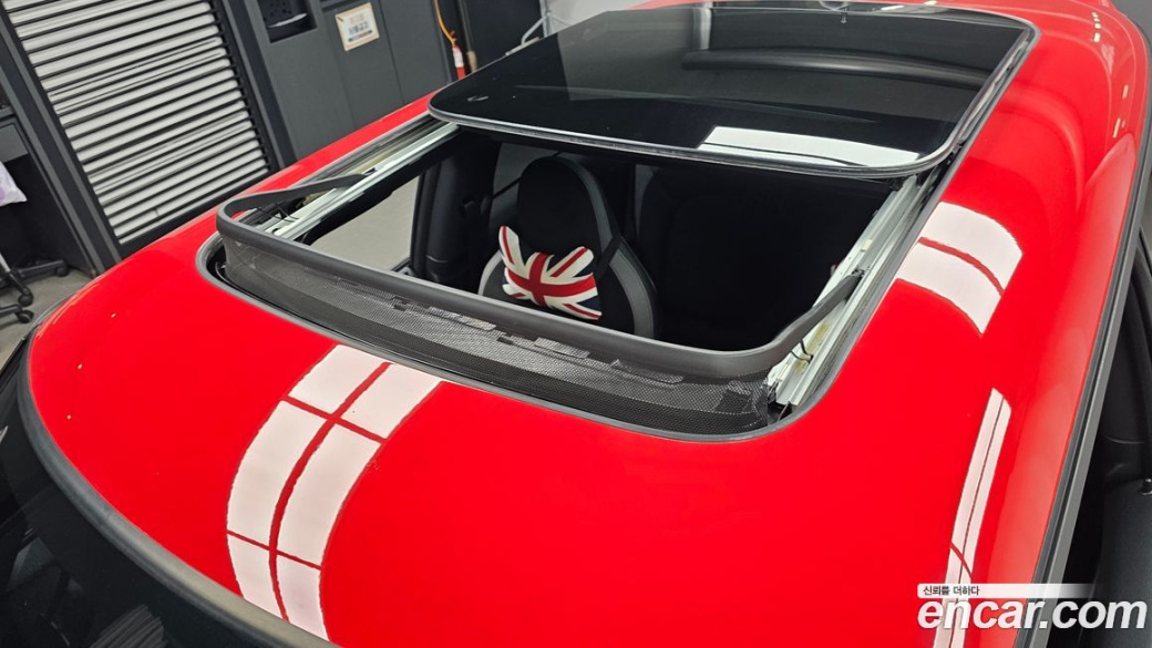 Mini Cooper JCW, 2023