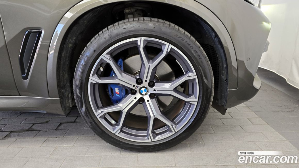 BMW X5 xDrive 30d M Sport, 2023