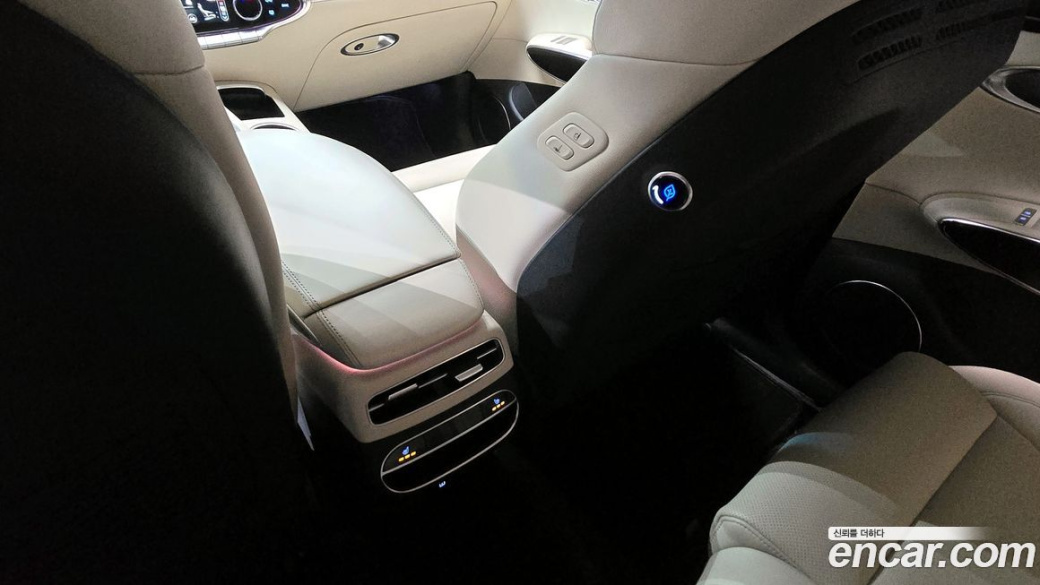 Genesis GV70 2.5T Gasoline AWD, 2023