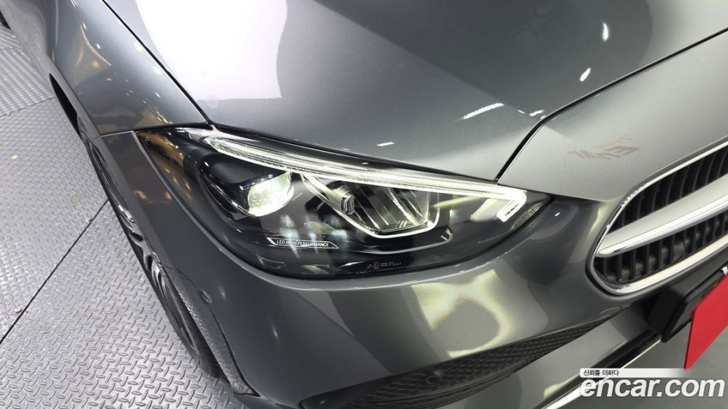Mercedes-Benz C-Class C200 4MATIC Avantgarde, 2022