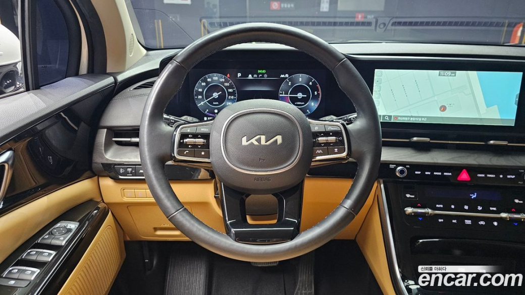 Kia Carnival 9-Seater Noblesse, 2023