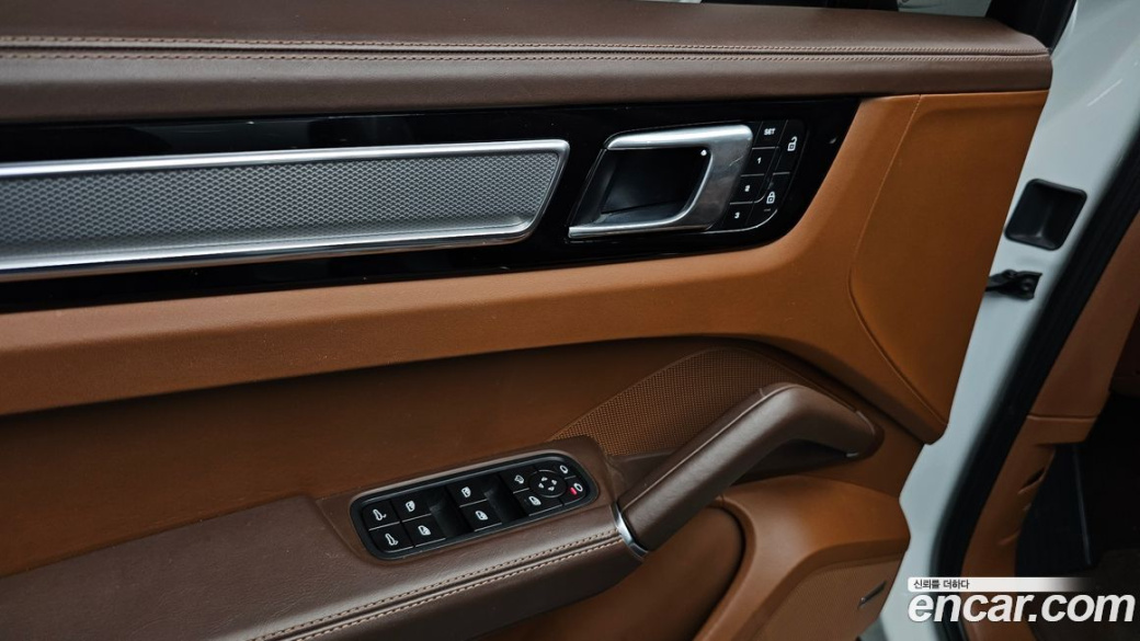 Porsche Cayenne 3.0, 2023