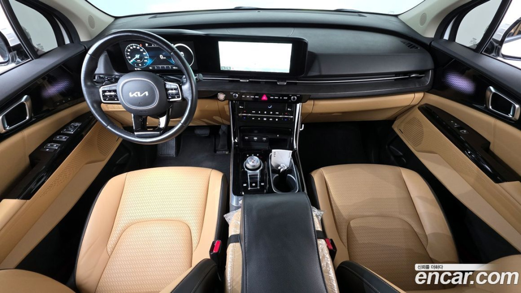 Kia Carnival 7-Seater Signature, 2022