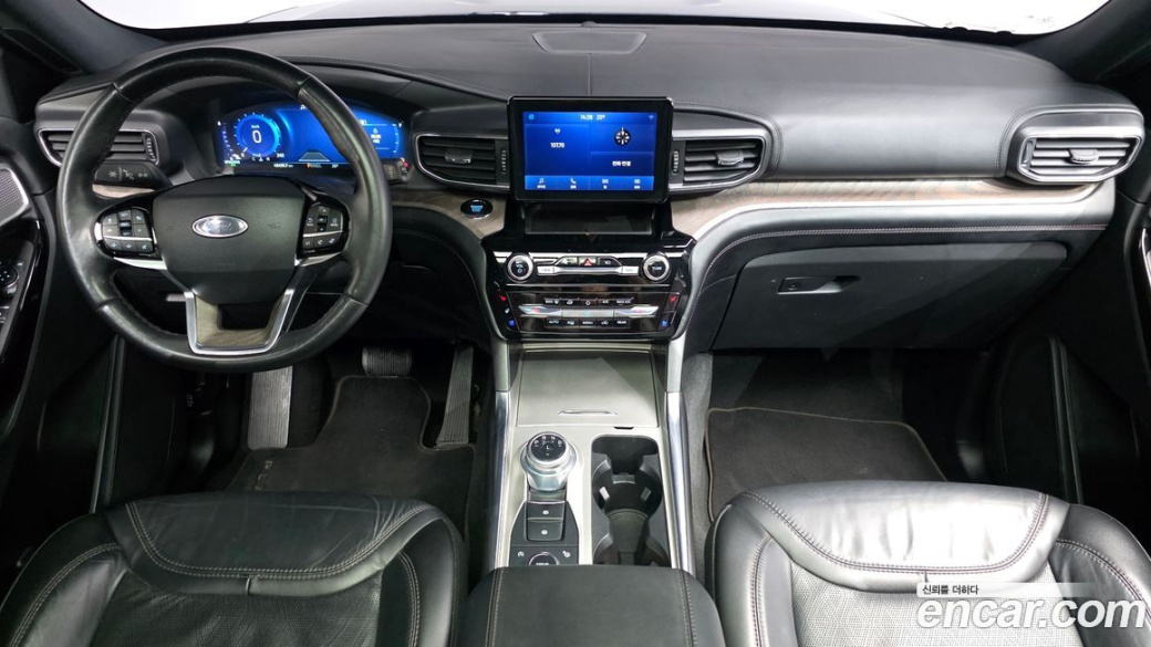 Ford Explorer 3.0 Platinum 4WD, 2022