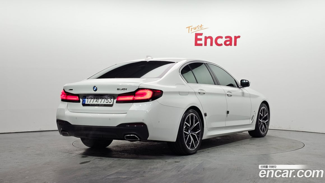 BMW 5-Series 530i xDrive M Sport Package, 2022