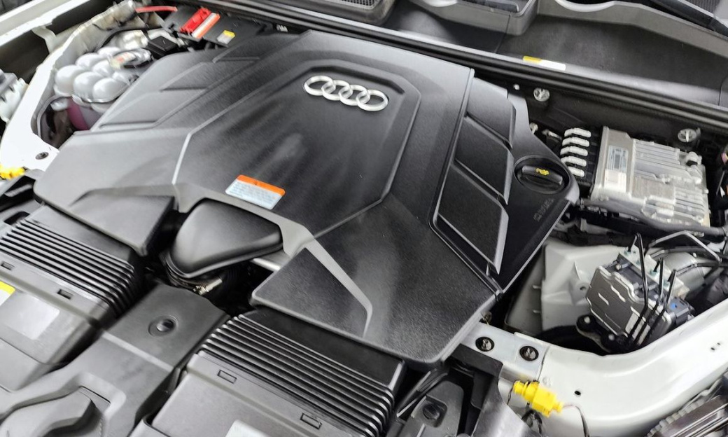 Audi Q7 55 TFSI Quattro Premium, 2023