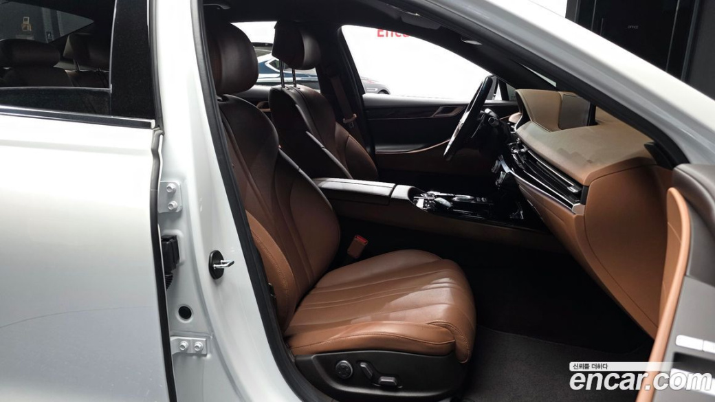 Genesis G80 Gasoline 2.5 Turbo 2WD, 2021